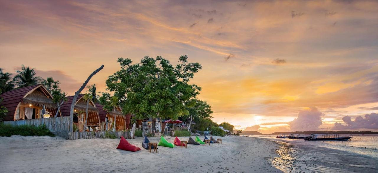 Santen Beach Bungalows Ped 外观 照片