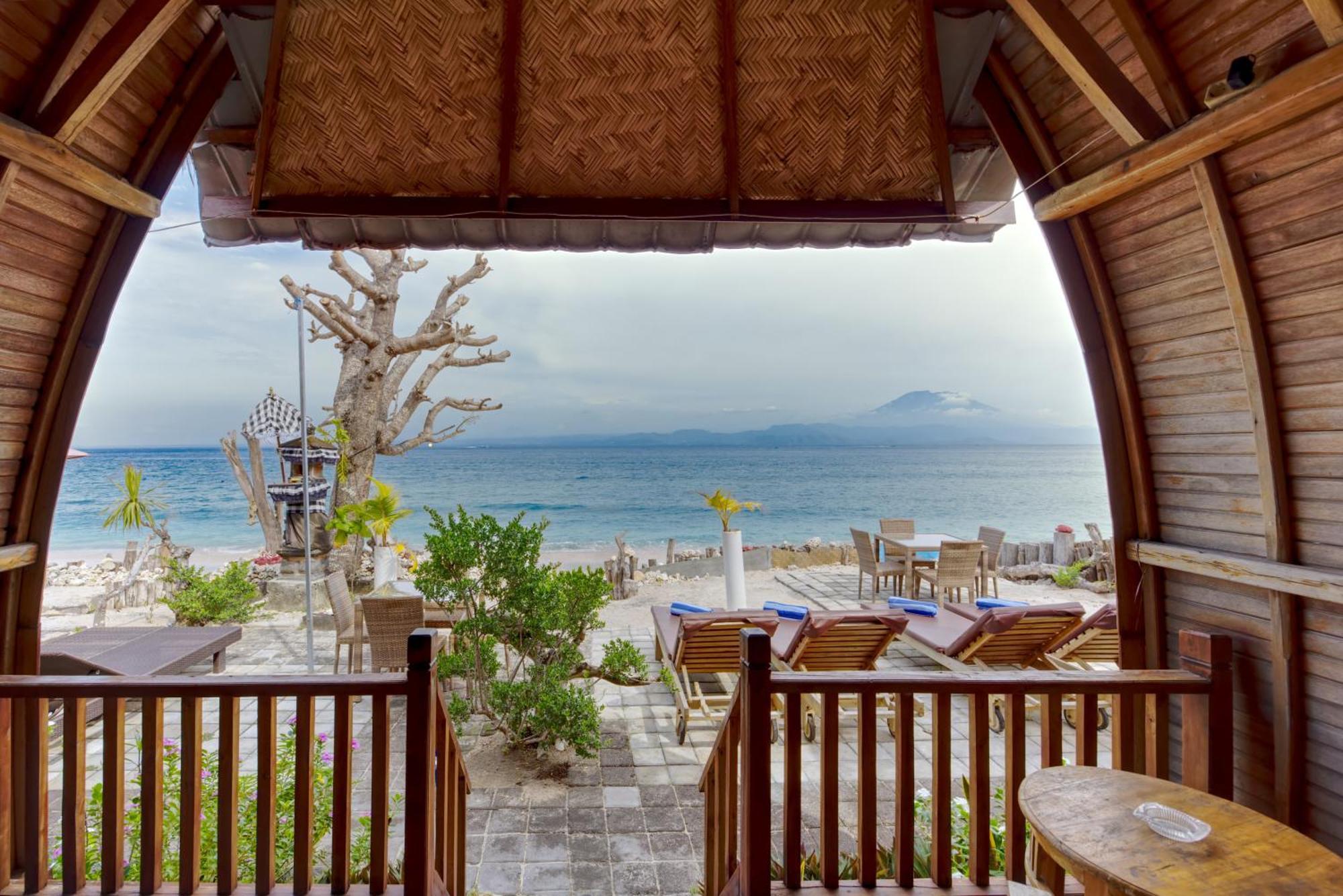 Santen Beach Bungalows Ped 外观 照片